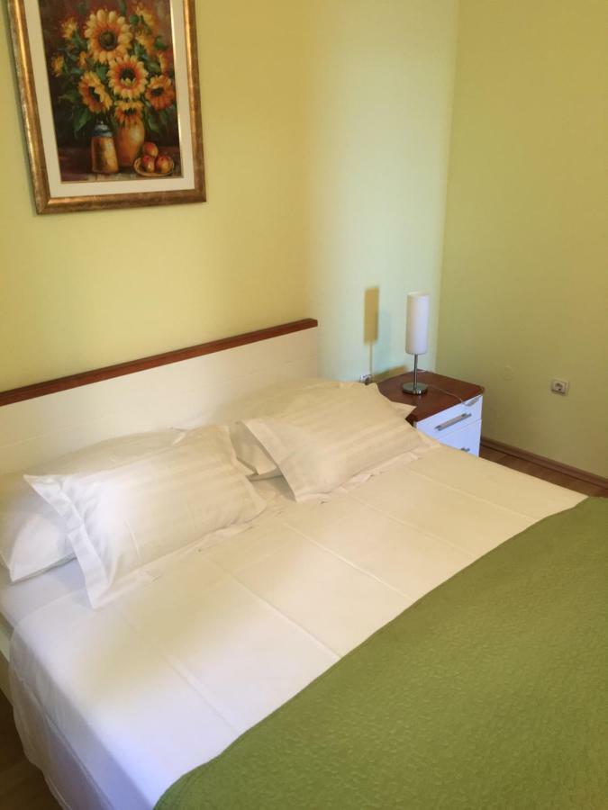 Apartman Tatjana Apartment Podgora Exterior photo